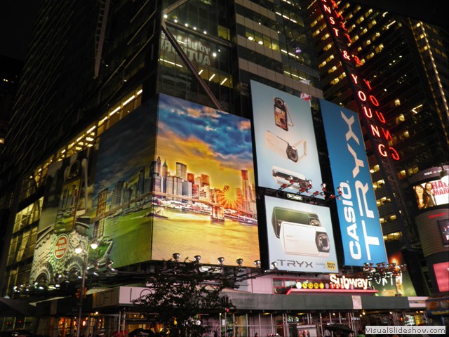 times square at night 065